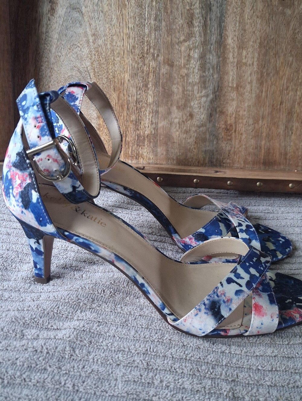 Kelly & Kate Floral Tie Dye Women’s  Ankle-Strap Dress Sandals Size 9